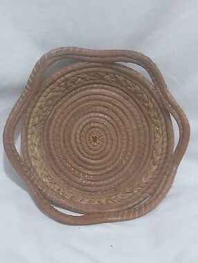 Hand-woven Pine Needle Basket Vtge (B9) (Sm)